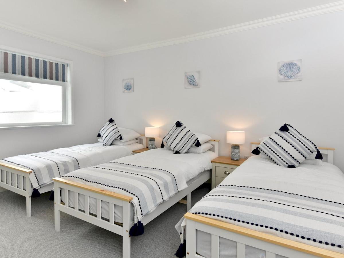 스완지 Pass The Keys Newly Refurbished Modern Bungalow - Pets Welcome 빌라 외부 사진