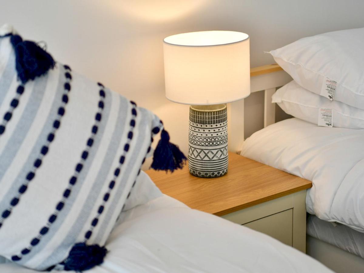 스완지 Pass The Keys Newly Refurbished Modern Bungalow - Pets Welcome 빌라 외부 사진
