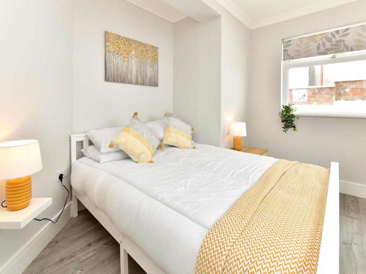 스완지 Pass The Keys Newly Refurbished Modern Bungalow - Pets Welcome 빌라 외부 사진