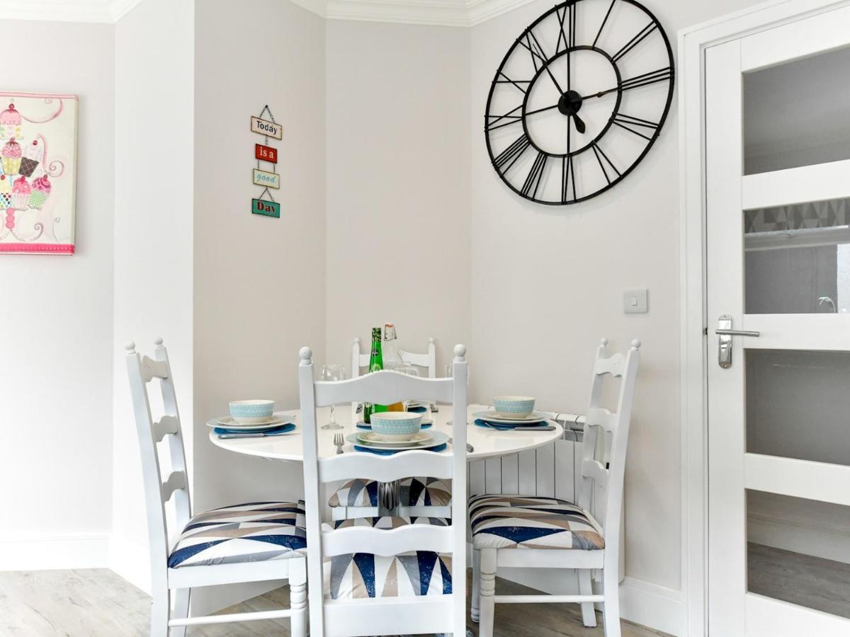 스완지 Pass The Keys Newly Refurbished Modern Bungalow - Pets Welcome 빌라 외부 사진